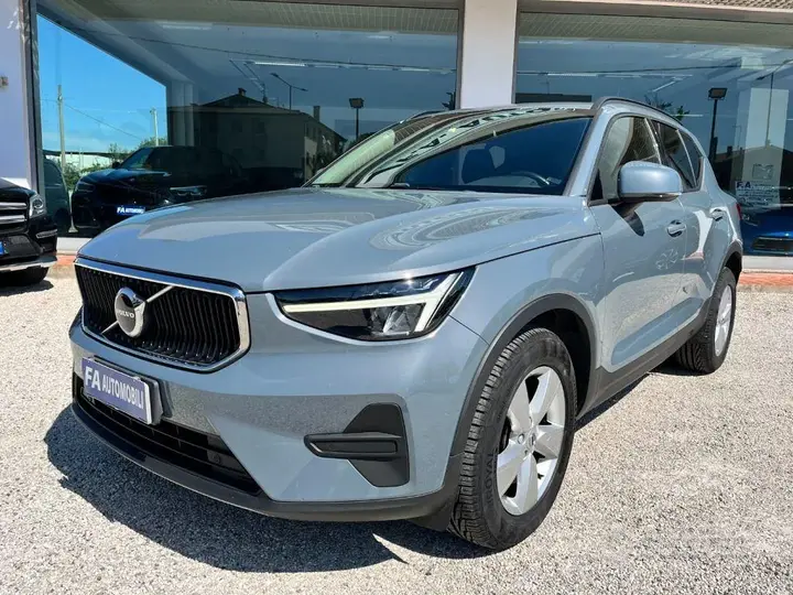Volvo Xc40 2022 photo 2