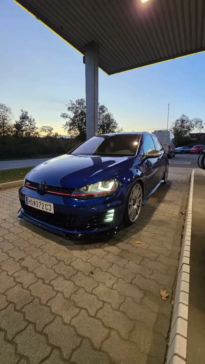 Volkswagen Golf 2014 photo 2