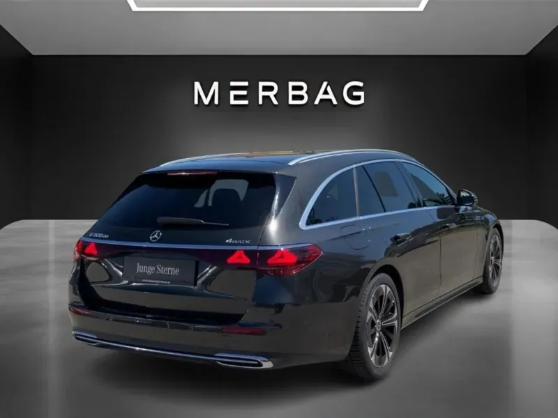 Mercedes-Benz E-Class 2024 photo 3