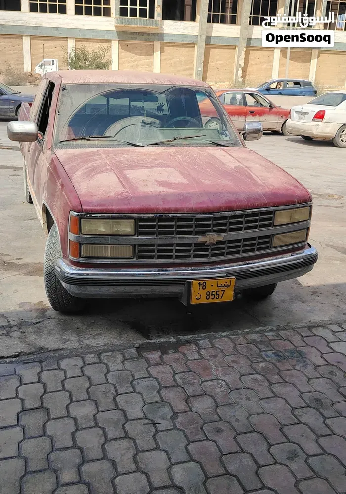 Chevrolet Silverado 1990 photo 2