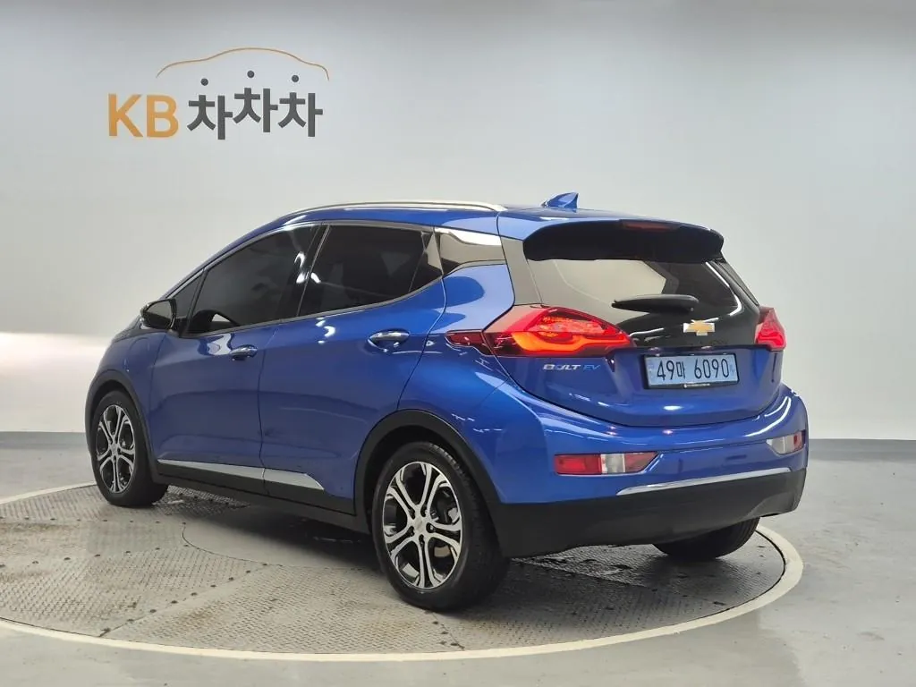 Chevrolet Bolt 2019 photo 2