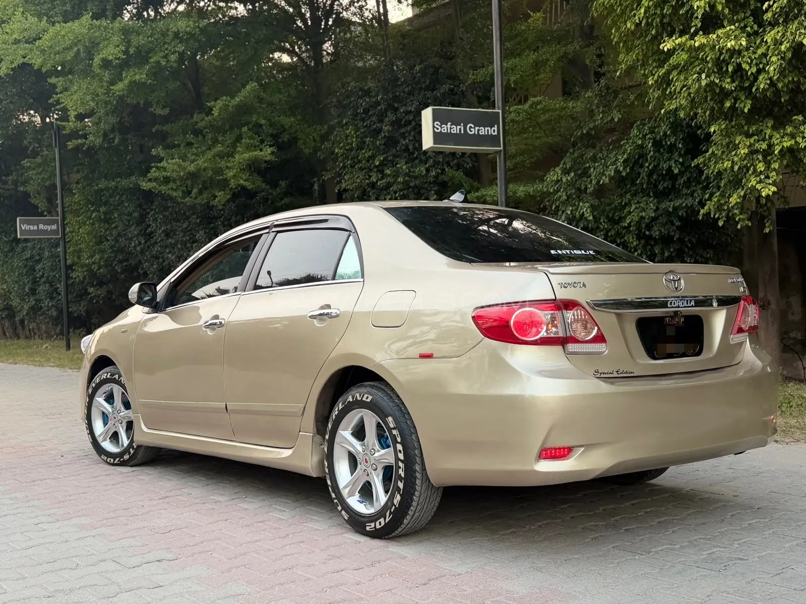 Toyota Corolla