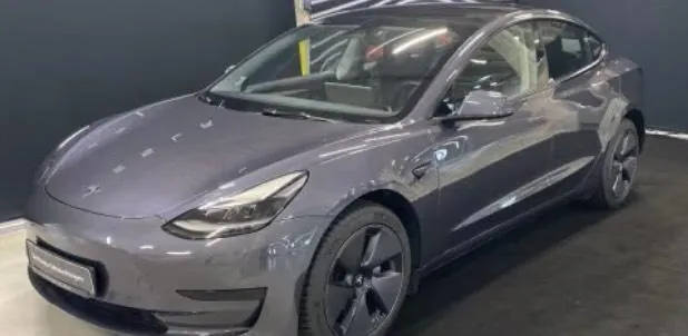 Tesla 3