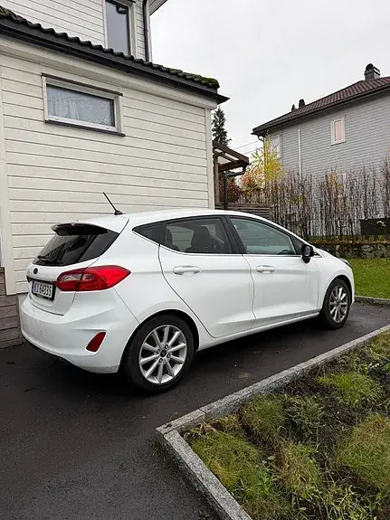 Ford Fiesta 2017 photo 4