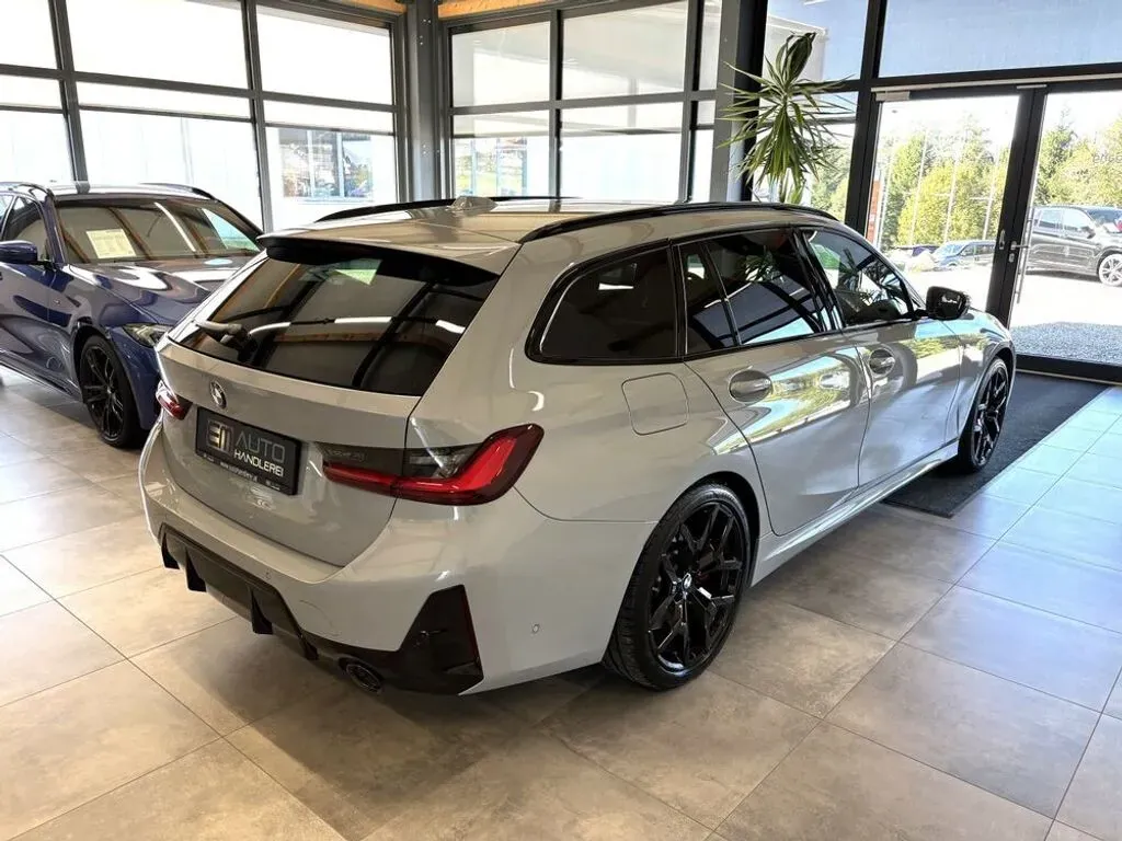 BMW 3 Series 2025 photo 3