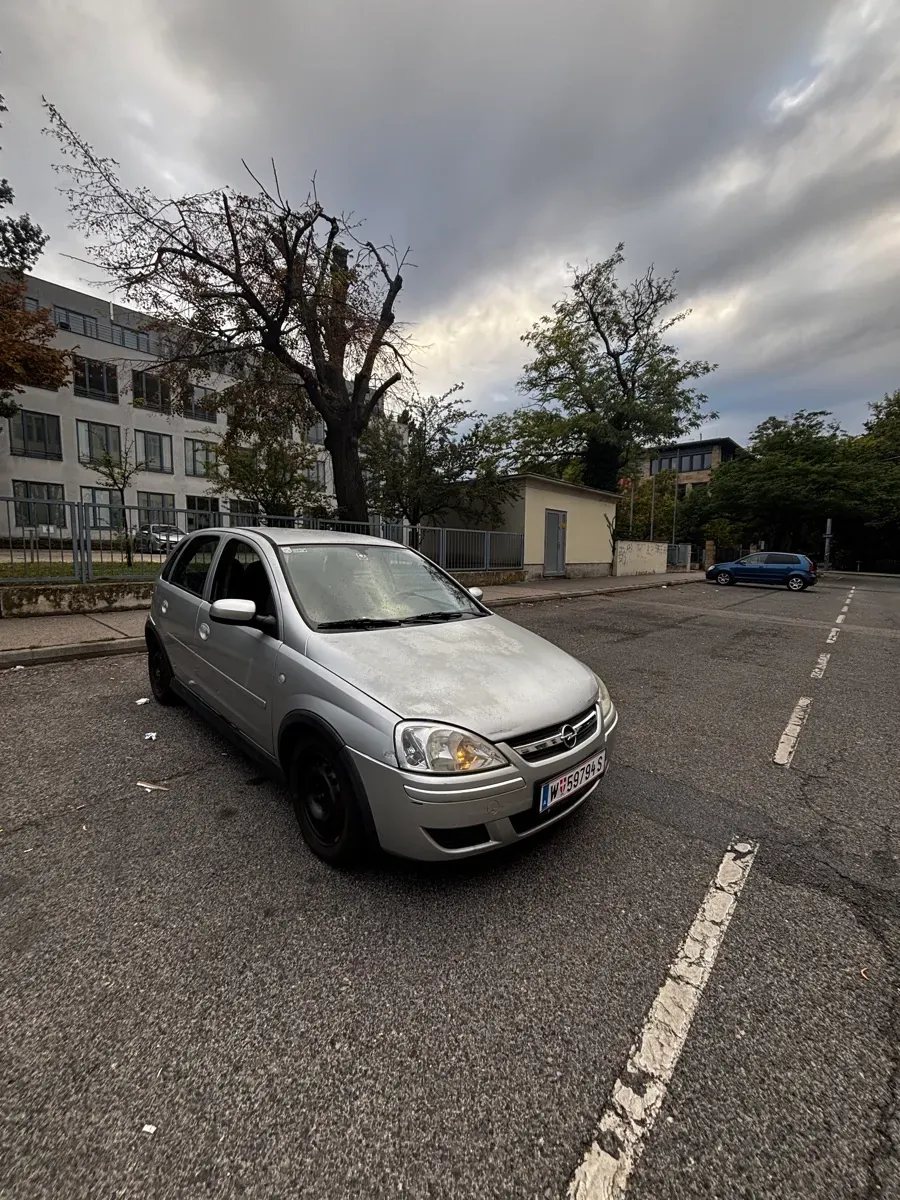 Opel Corsa 2005 photo 2