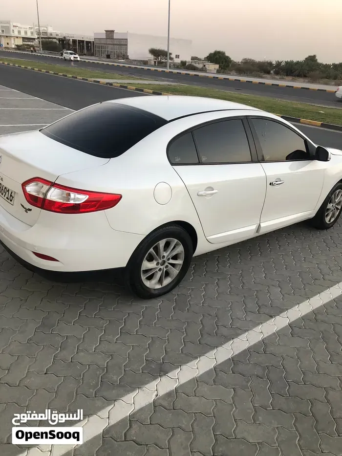 Renault Fluence 2015 photo 4