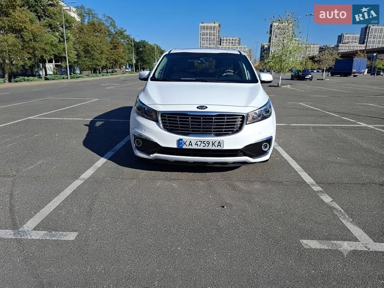 Kia Carnival 2016 photo 5