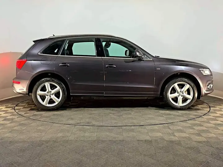 Audi Q5 2012 photo 5