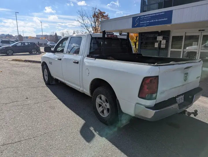 Dodge Ram 1500 2016 photo 3