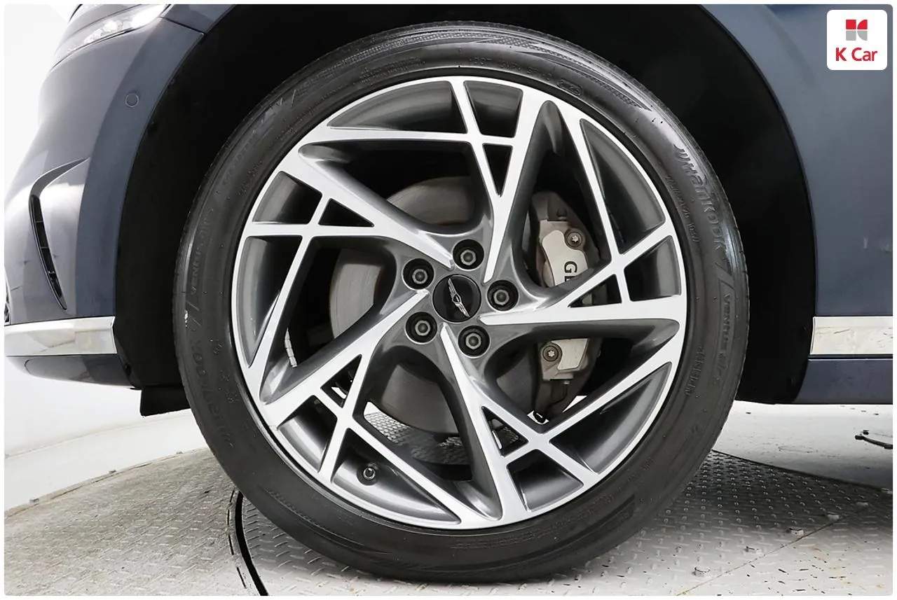 Genesis G90 2023 photo 5