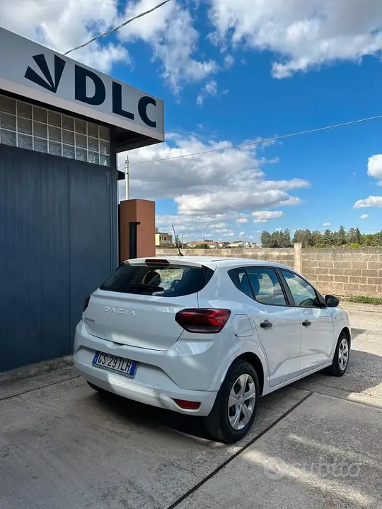 Dacia Sandero Streetway 2024 photo 2