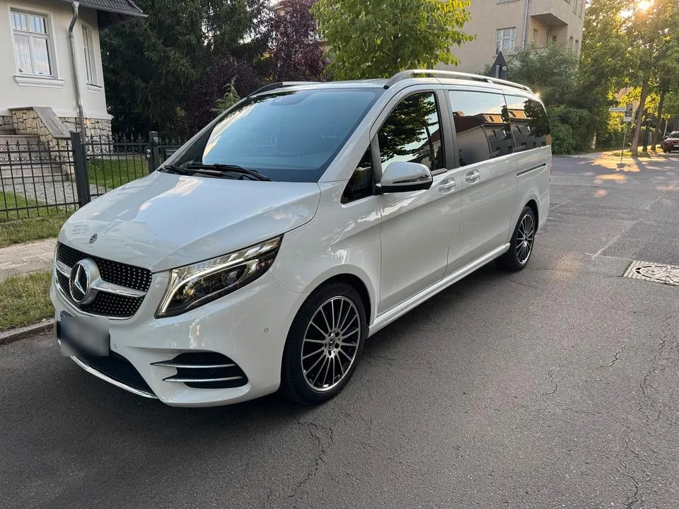 Mercedes-Benz V-Class