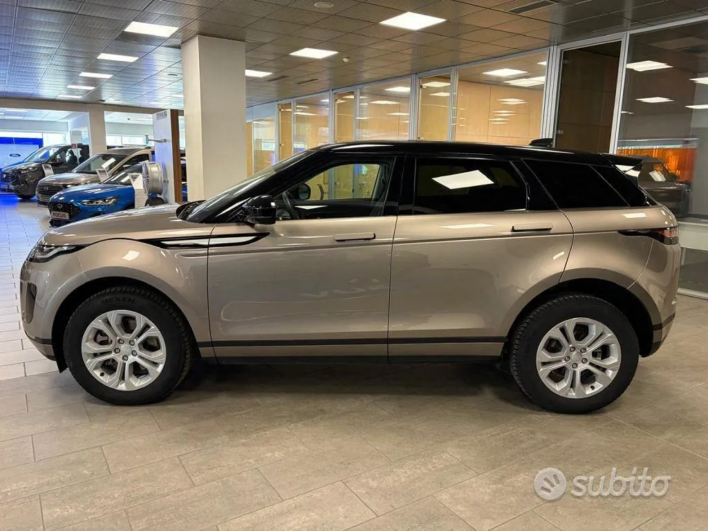 Land Rover Range Rover Evoque 2023 photo 4