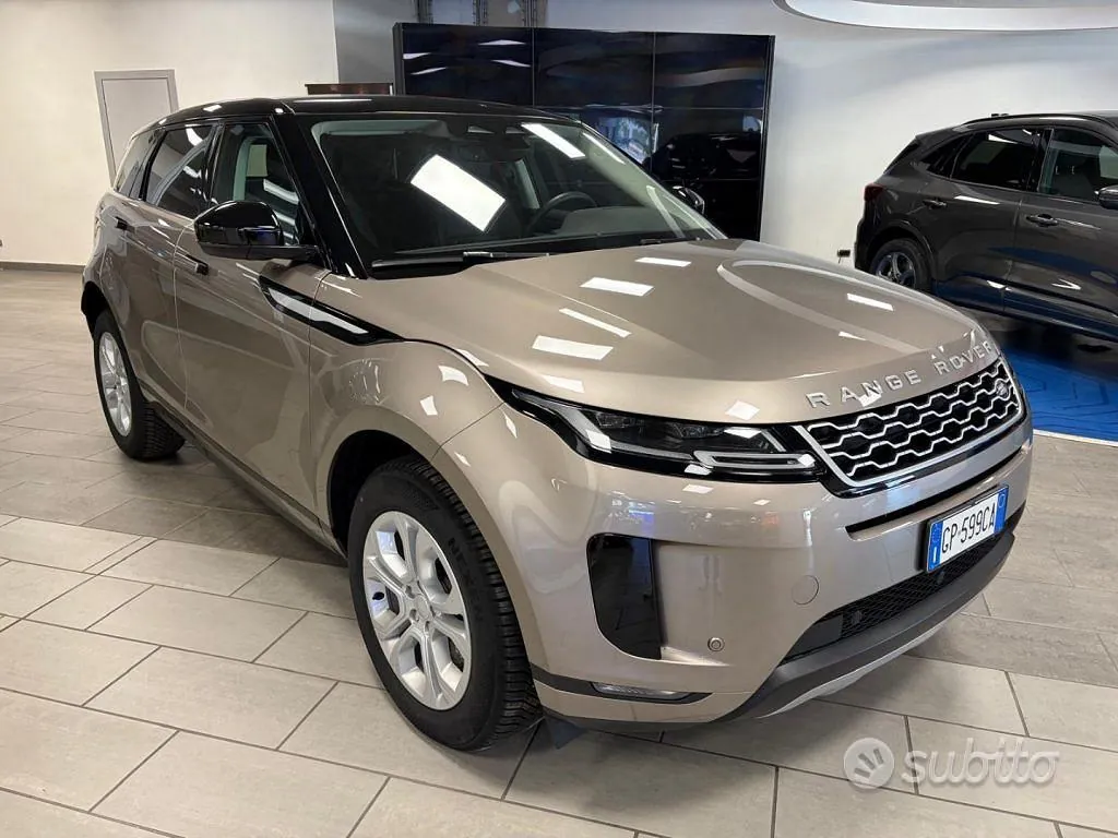Land Rover Range Rover Evoque 2023 photo 3