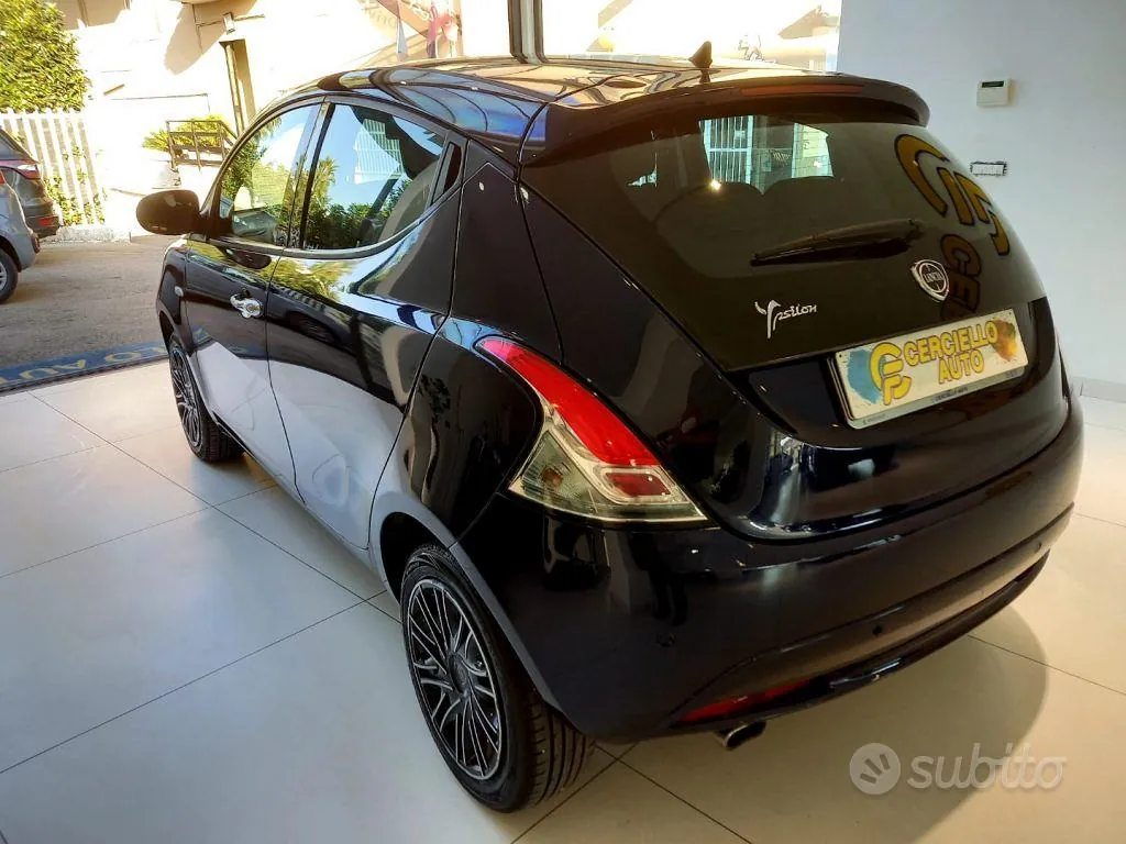 Lancia Ypsilon 2019 photo 5
