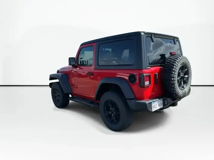 Jeep Wrangler 2022 photo 2