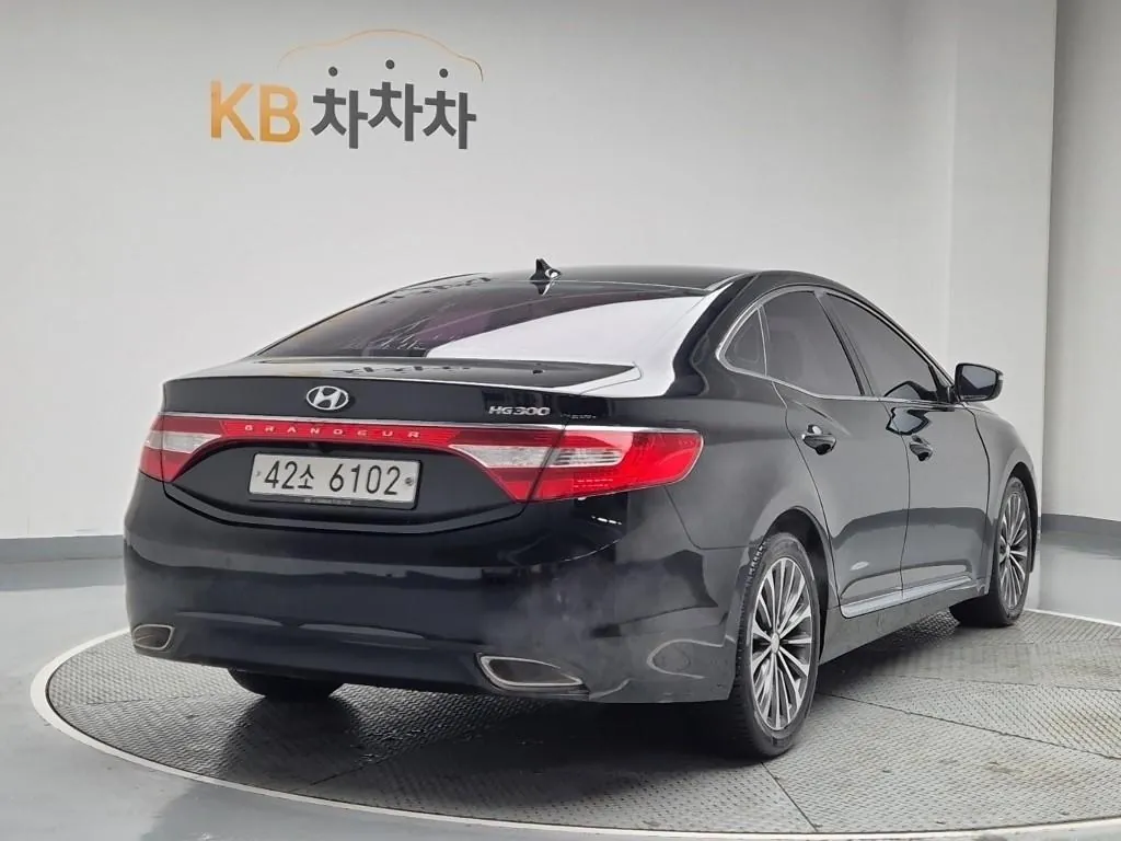 Hyundai Grandeur 2014 photo 3