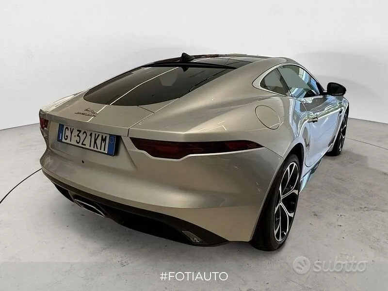 Jaguar F-Type 2025 photo 3