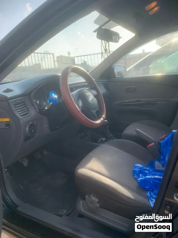 Kia Rio 2010 photo 3