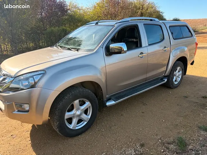 Isuzu D-Max 2015 photo 2