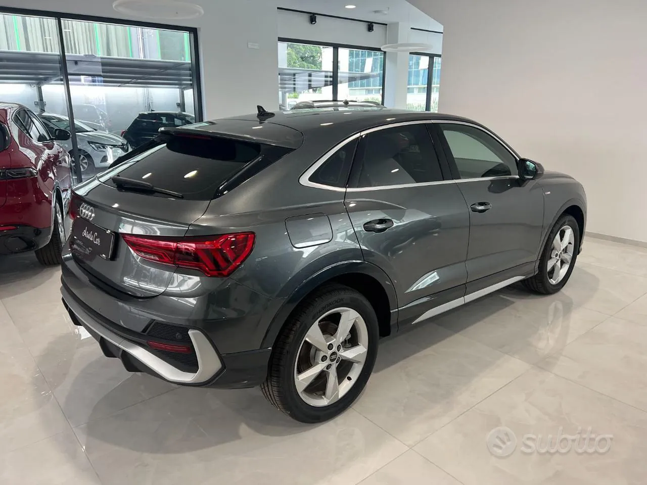 Audi Q3 2023 photo 4