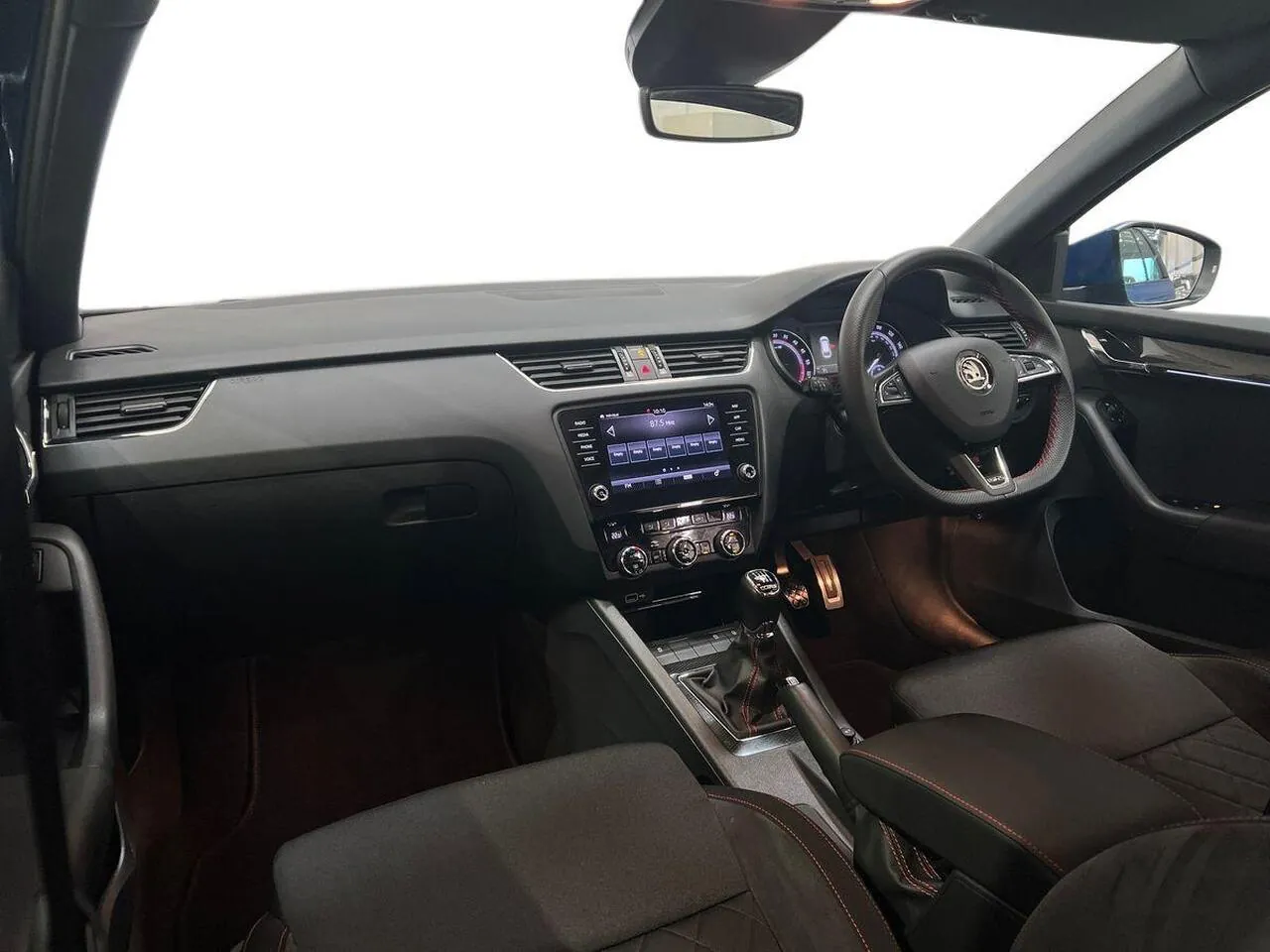Skoda Octavia 2018 photo 2
