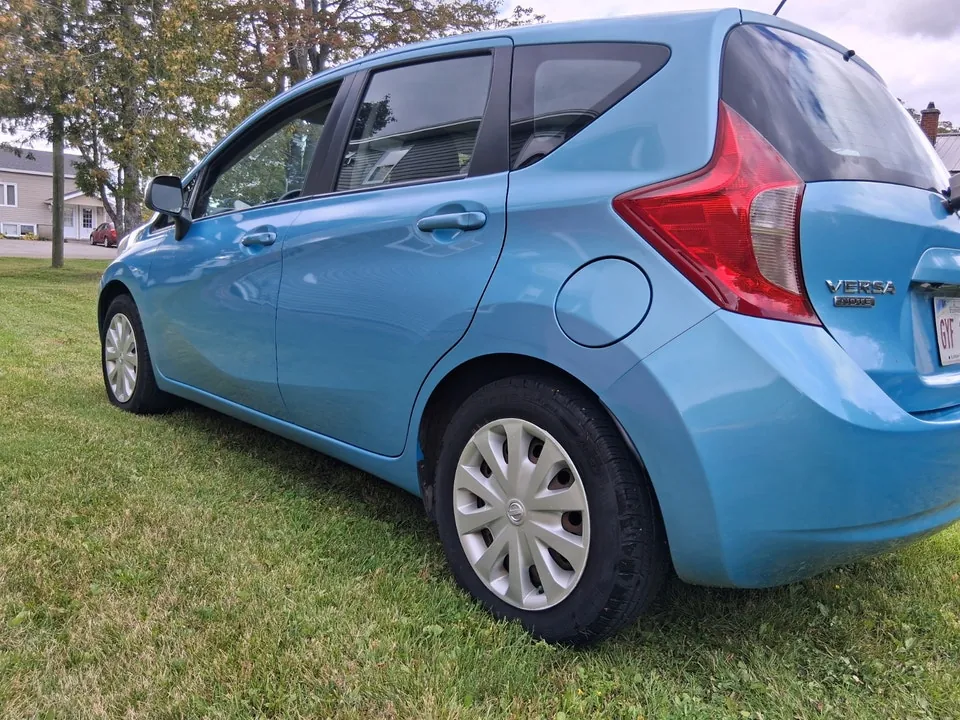 Nissan Versa Note 2014 photo 3