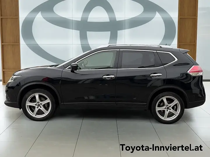 Nissan X-Trail 2016 photo 2