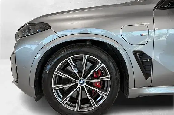 BMW X5 2024 photo 5