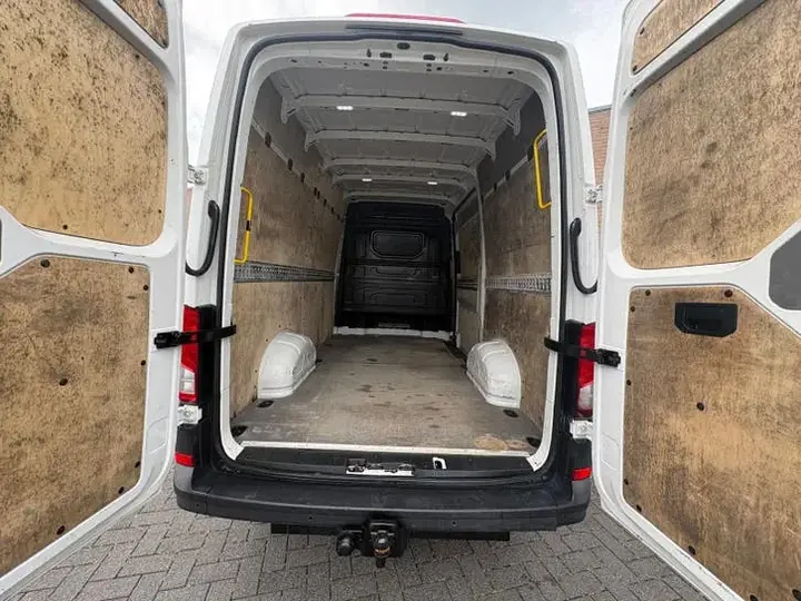 Volkswagen Crafter 2022 photo 3