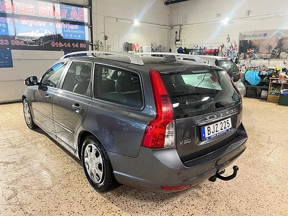 Volvo V50 2011 photo 5