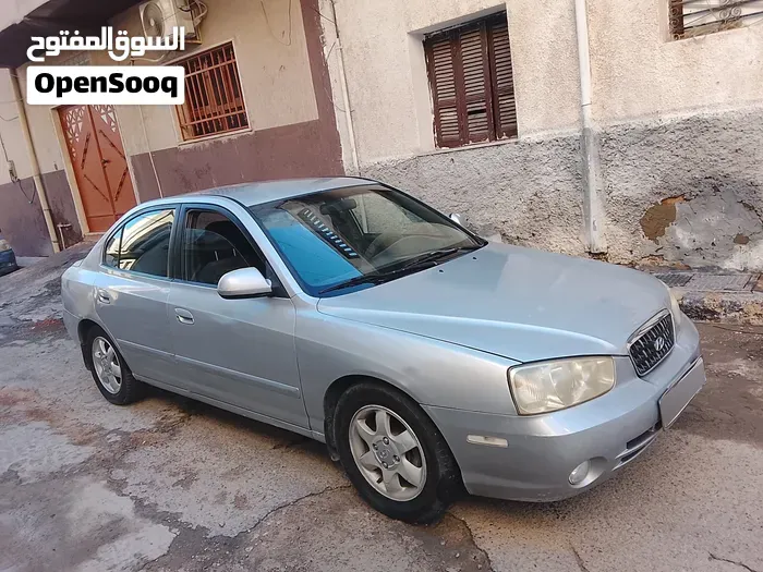 Hyundai Avante 2001 photo 3