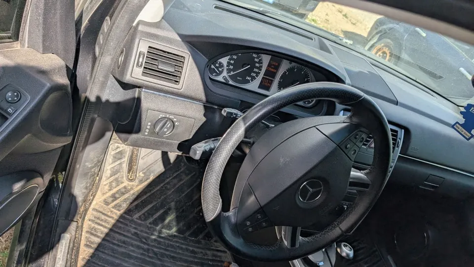 Mercedes-Benz B-Class 2011 photo 5