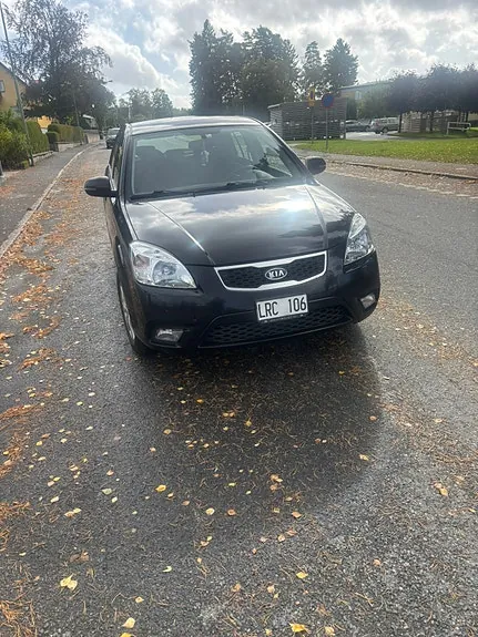 Kia Rio 2011 photo 2
