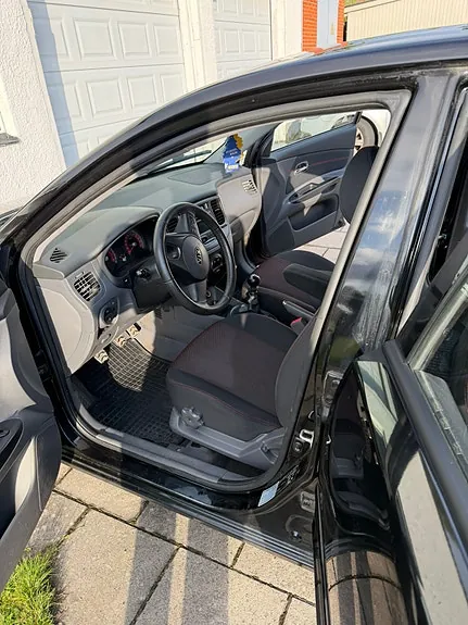 Kia Rio 2011 photo 4