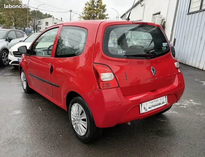 Renault Twingo 2010 photo 4