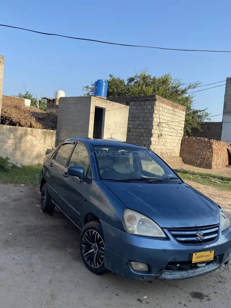 Suzuki Liana