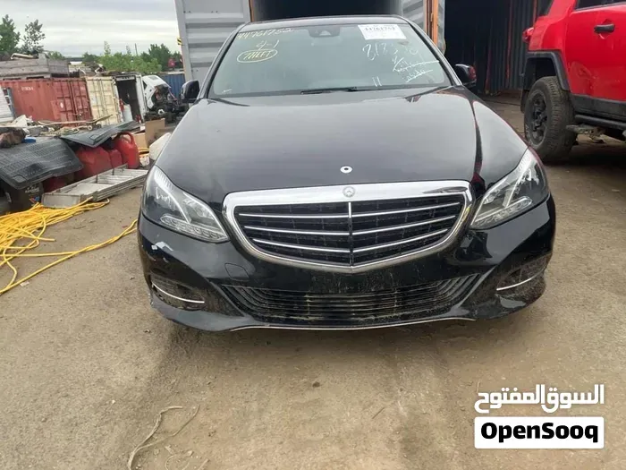Mercedes-Benz E-Class 2015 photo 2