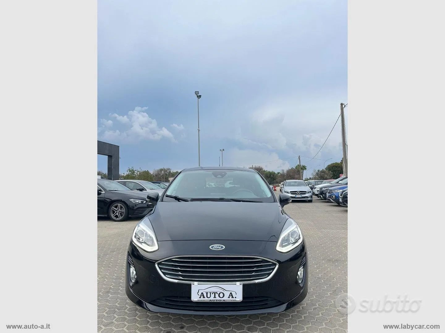 Ford Fiesta 2018 photo 2
