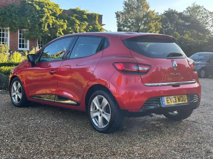 Renault Clio 2013 photo 4