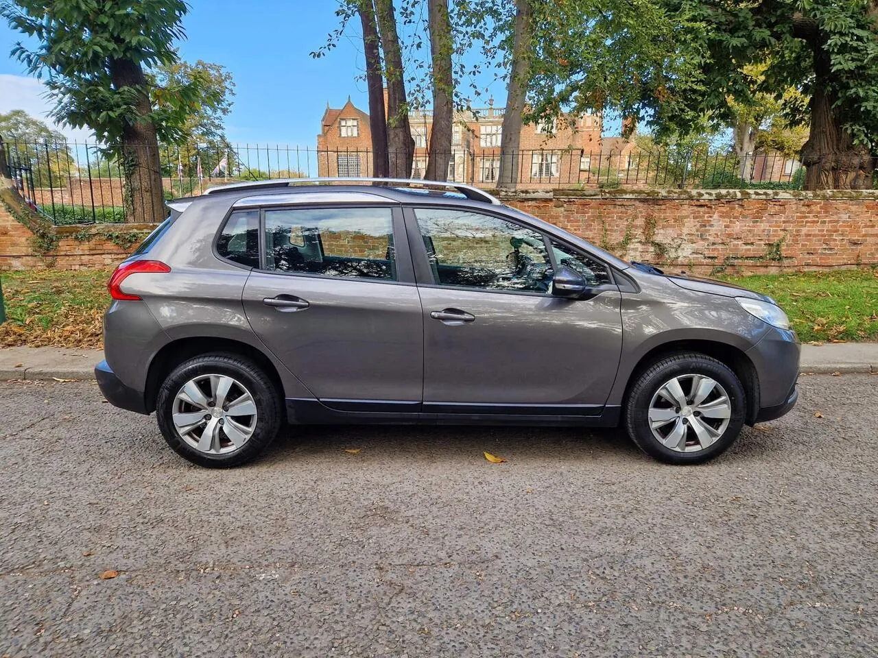 Peugeot 2008 2016 photo 2