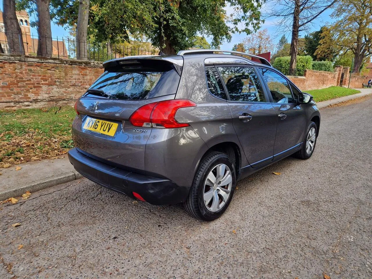 Peugeot 2008 2016 photo 3