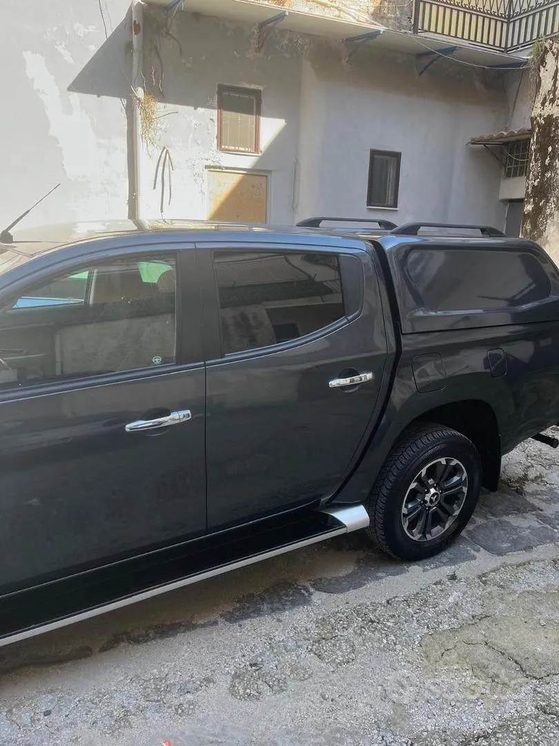 Mitsubishi L200 2021 photo 3