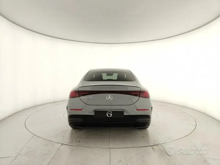 Mercedes-Benz Cla 200 photo 4