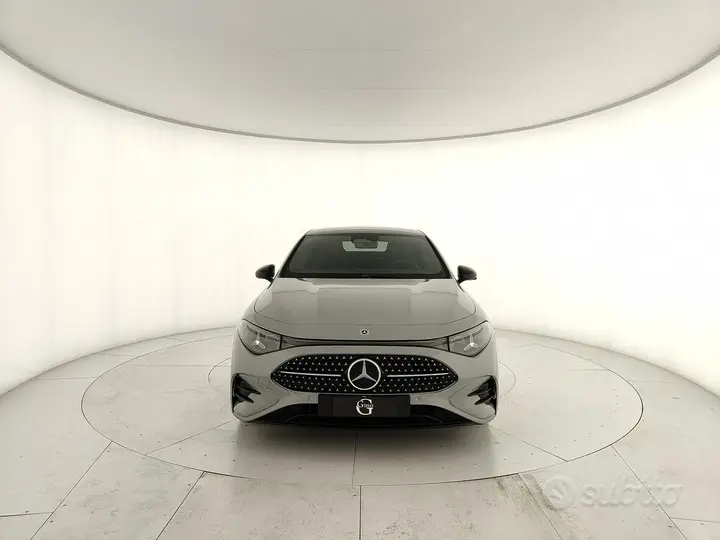 Mercedes-Benz Cla 200 photo 2