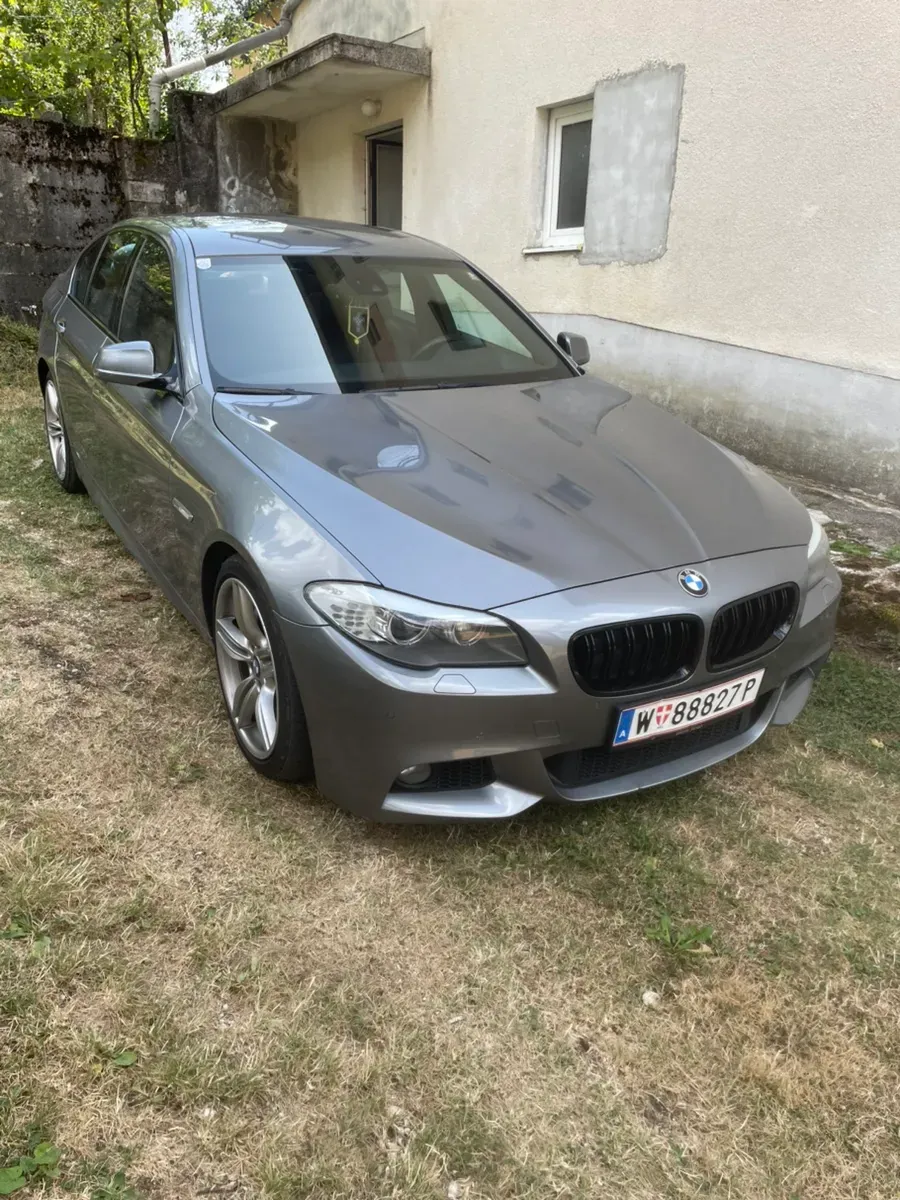 BMW 5 Series 2011 photo 3