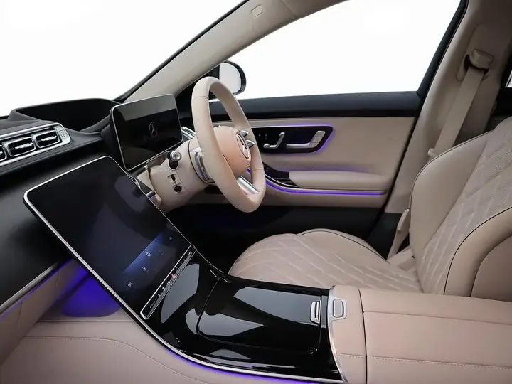 Mercedes-Benz S-Class 2025 photo 3