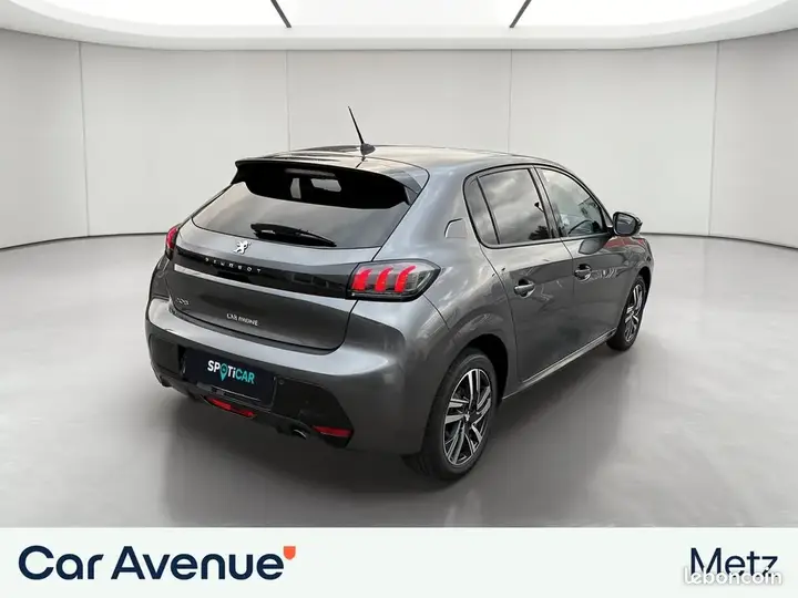 Peugeot 208 2022 photo 5