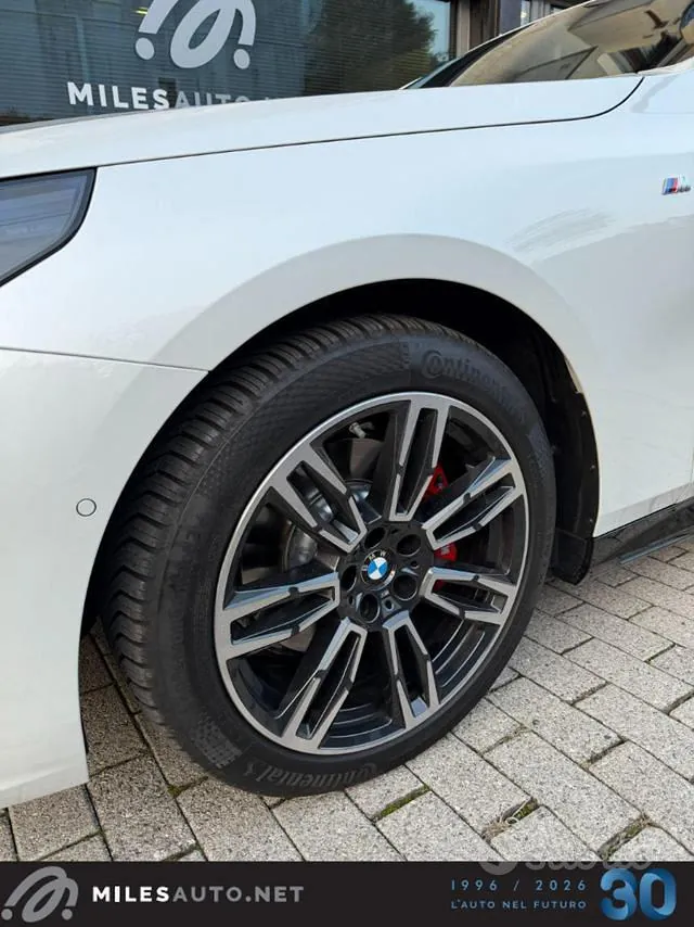 BMW 520 D 2025 photo 4